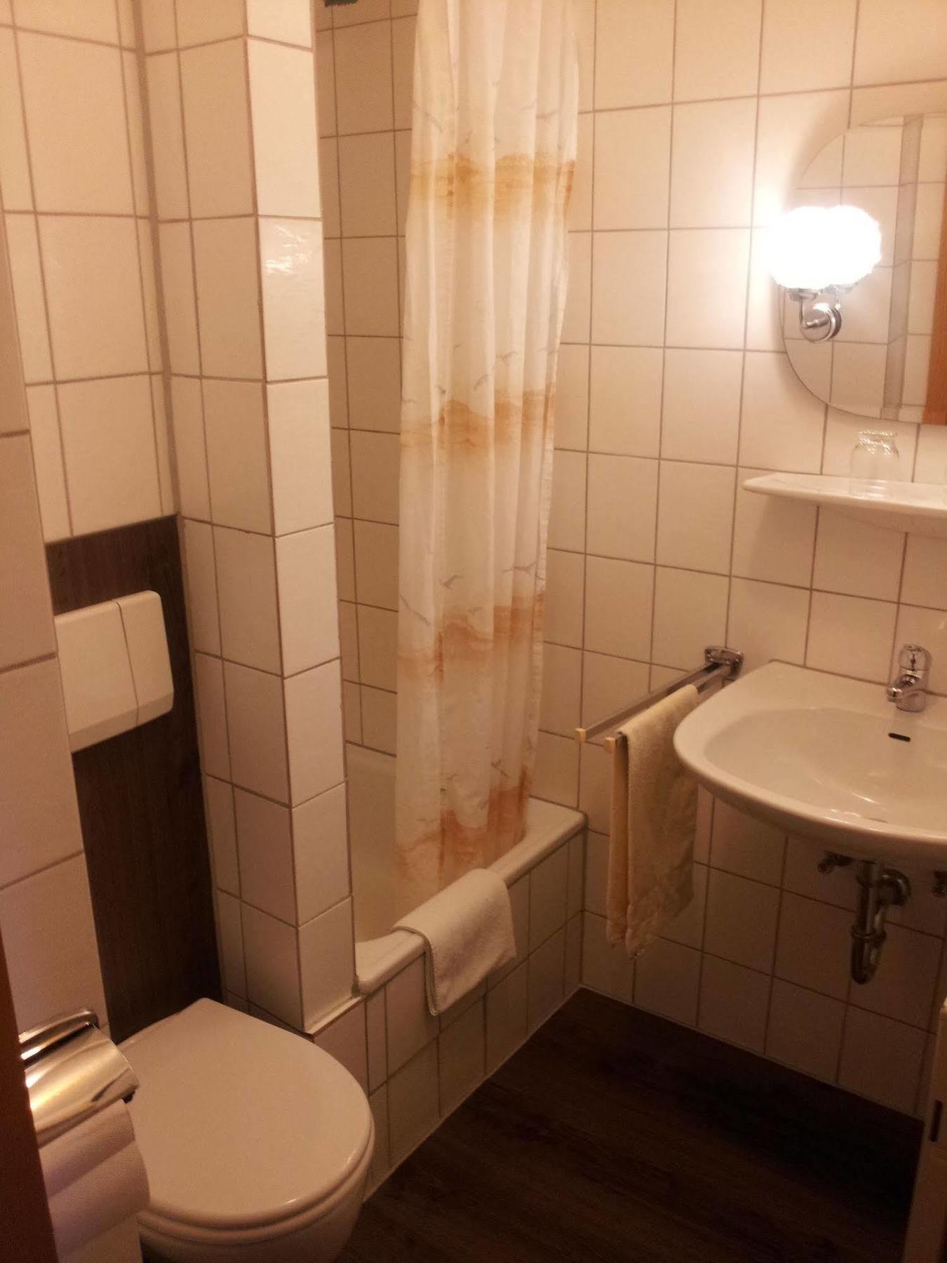 Hotel Munsterer Hof Bagian luar foto
