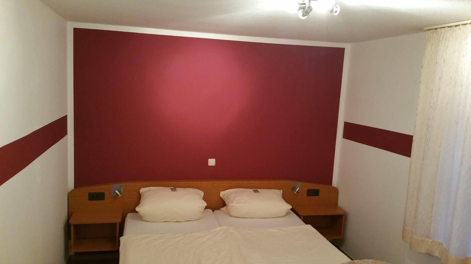Hotel Munsterer Hof Bagian luar foto