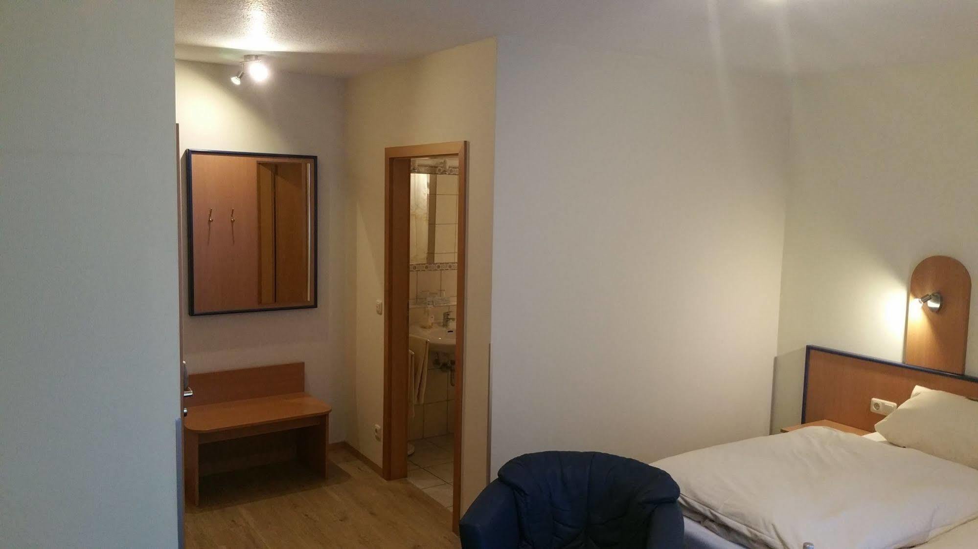 Hotel Munsterer Hof Bagian luar foto